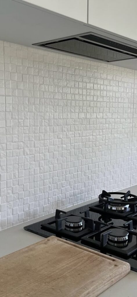 E02E8AD2 E1CD 4DD7 BB45 3899D7ADB2BF 472x1024